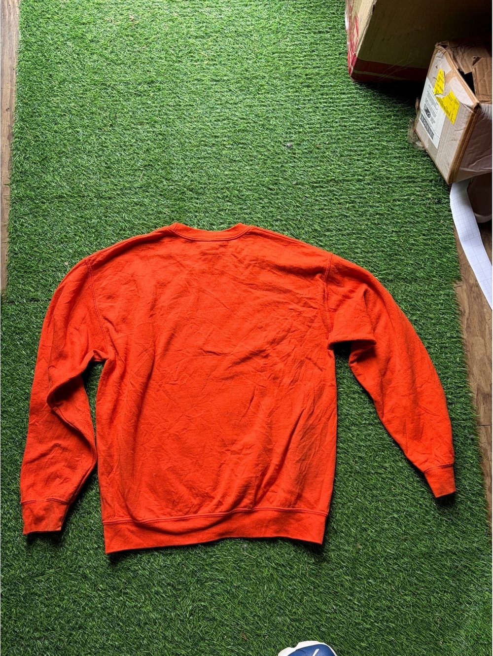 Vintage Reese’s CrewNeck Size M - Picture 3 of 3